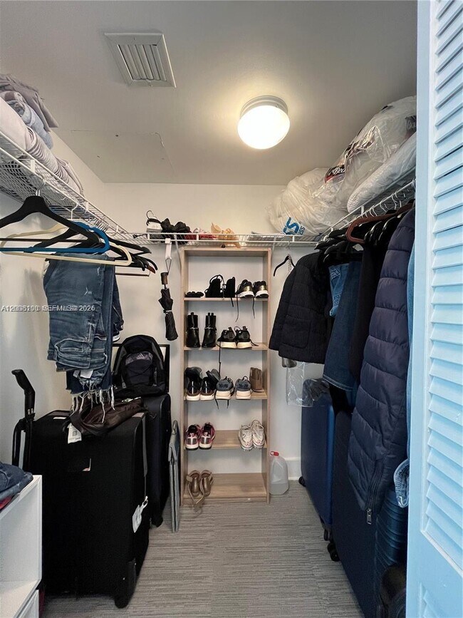 Building Photo - 41 SE 5th St