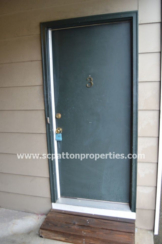 Building Photo - Lyngate Apartment