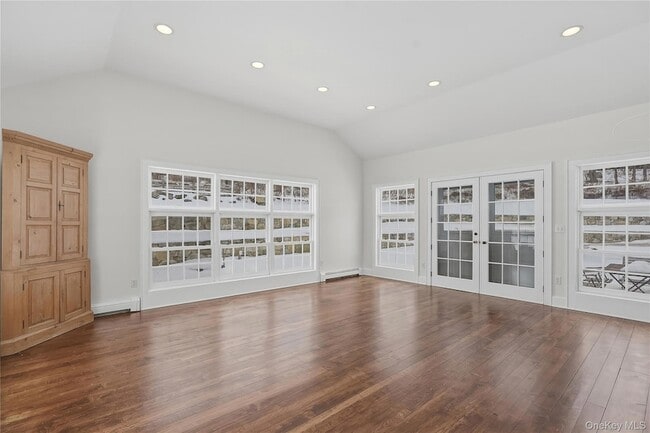 Building Photo - 492 Mooney Hill Rd