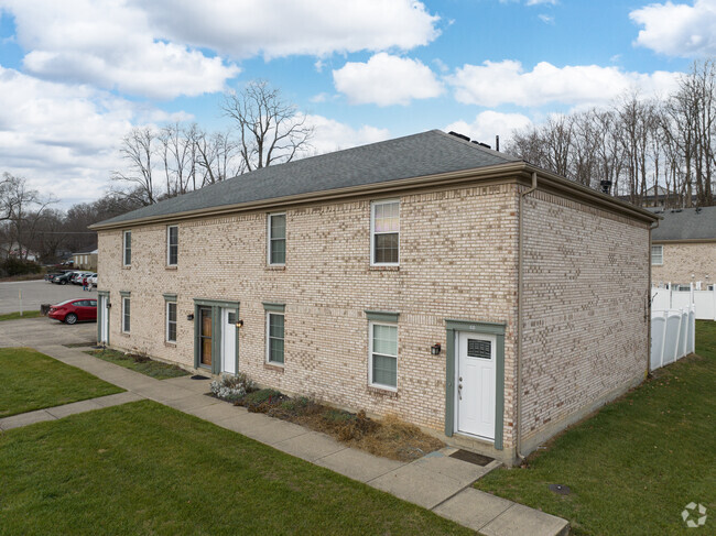 Primary Photo - 50-100 Ryder Ct