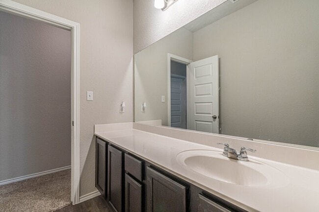 Building Photo - 9427 Somers Bend