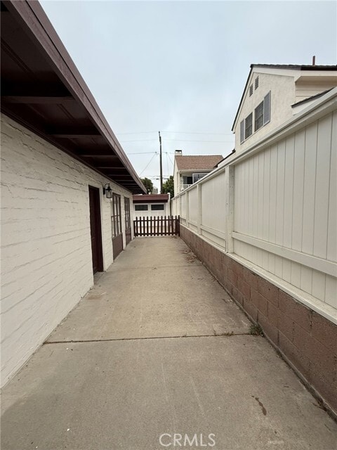 Building Photo - 3008 Palm Ave