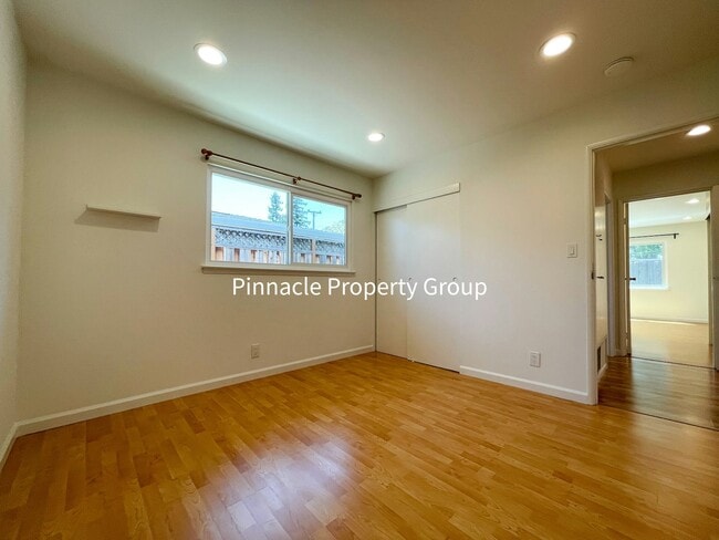 Building Photo - 1449 San Tomas Aquino Rd
