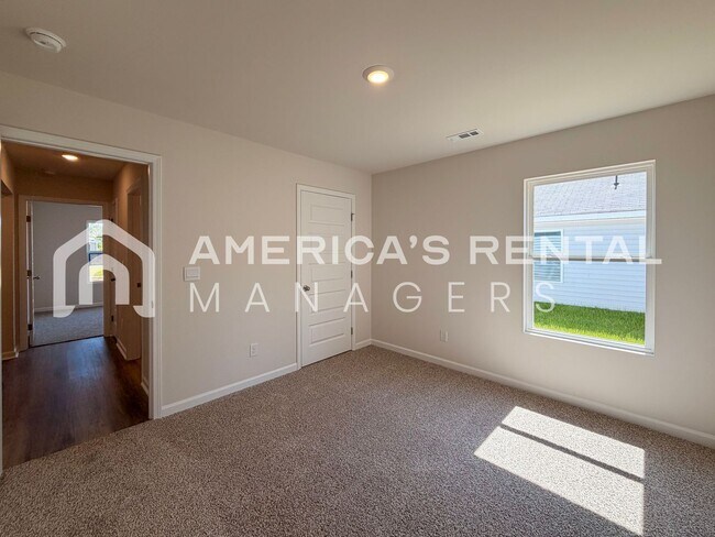 Building Photo - 9908 Sequoyah Cv Dr SE