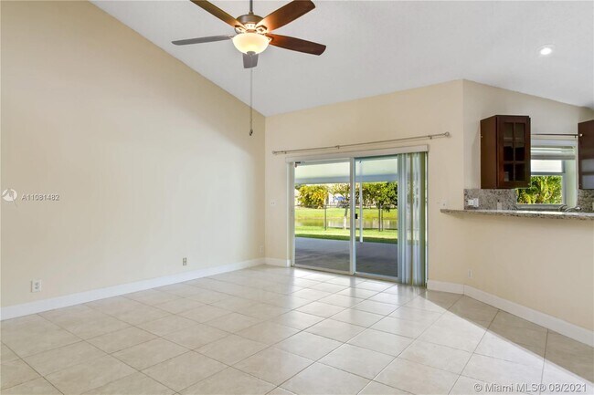 Building Photo - 3562 Southern Orchard Rd W