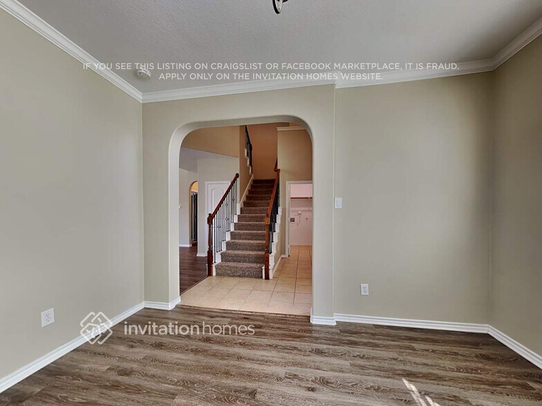 Building Photo - 2222 Whitney Dr