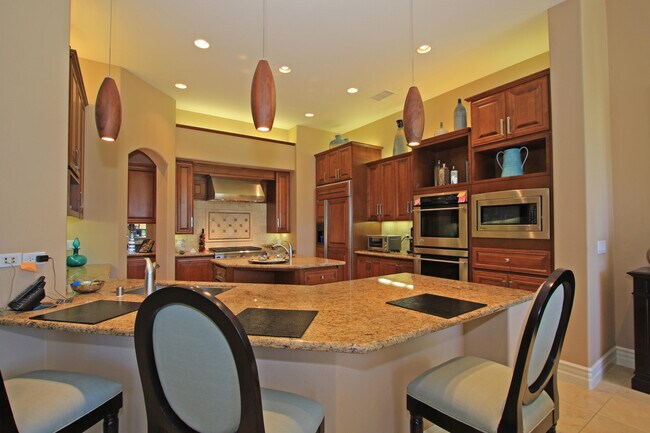 Building Photo - 75739 Via Cortona