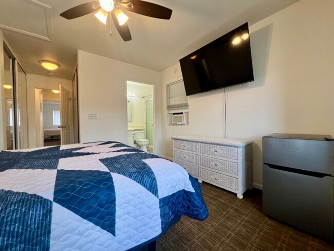 Building Photo - Furnished 3 Bedroom 2 bath Ali'i Lani Condo Top floor *Pet Friendly!