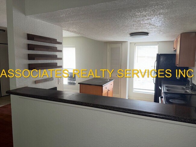 Building Photo - Spacious 2bed/2bath Condo in CREEK’S EDGE in NW Gainesville PRIVATE PATIO!!