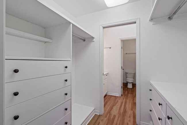 Building Photo - Unique 3-bdrm/2.5-bath duplex w/ A/C—Priva...