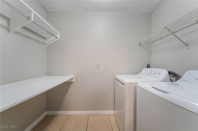 Building Photo - 2200 S Fort Apache Rd