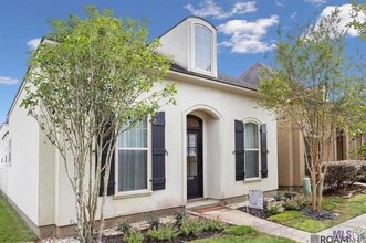 Building Photo - 14449 Royal Villa Dr