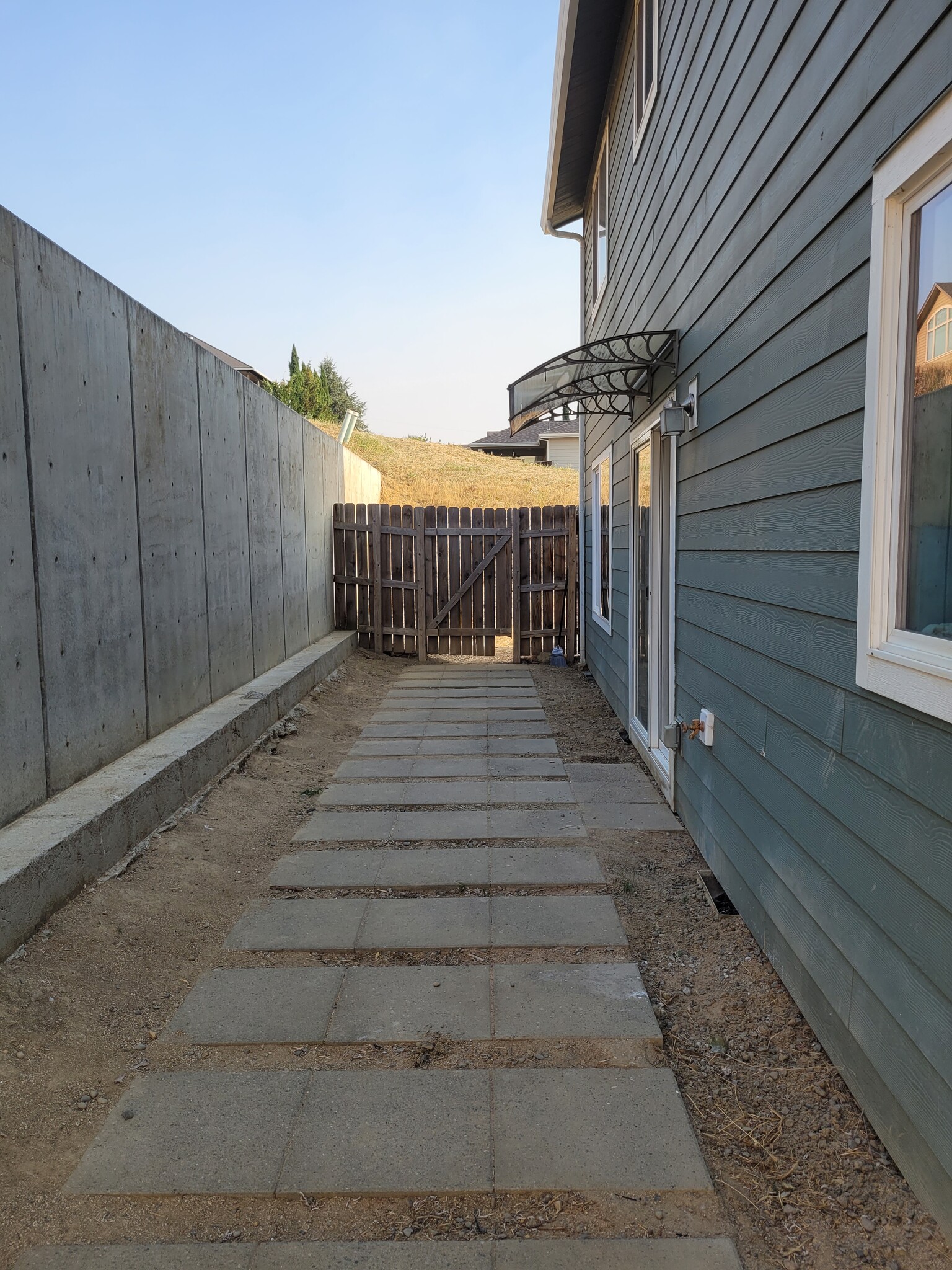 Building Photo - 2470 Herrington Way