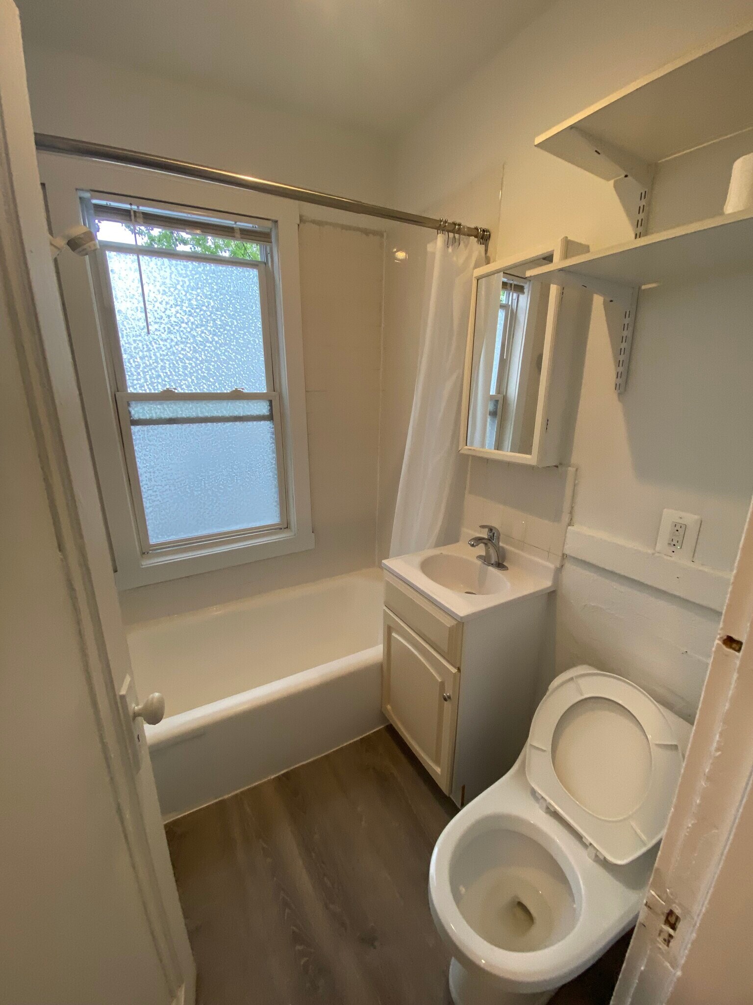 Building Photo - 150 5th St