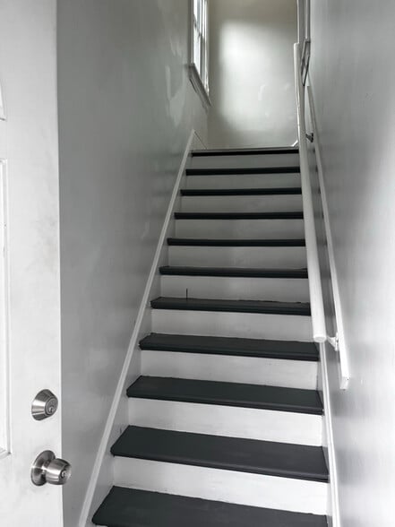 Building Photo - 1 Park Pl