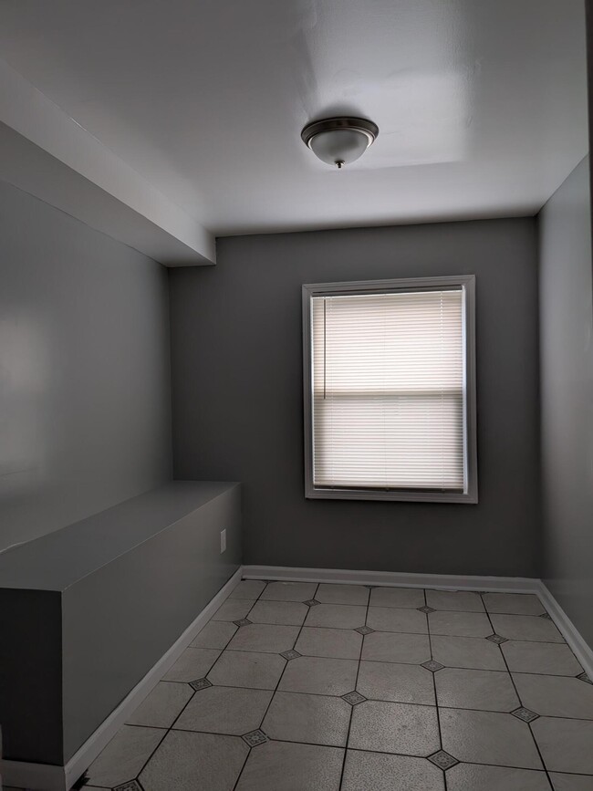 Building Photo - 20265 Stotter St