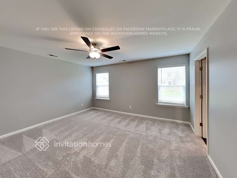 Building Photo - 136 Webster Cir