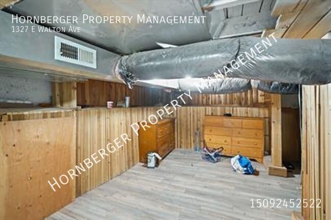 Building Photo - 1327 E Walton Ave