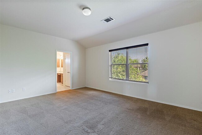 Building Photo - 12021 Pecangate Way