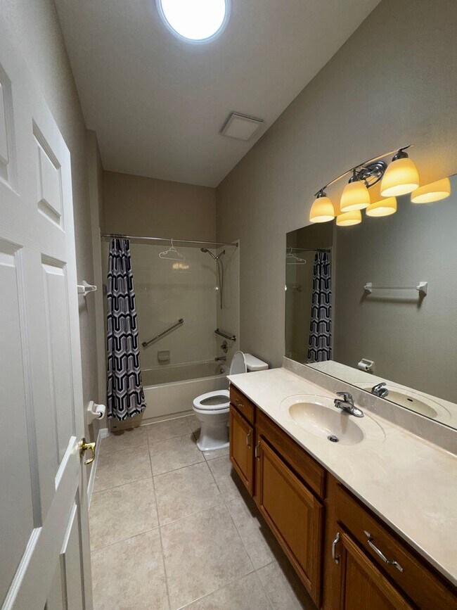 Building Photo - For Rent |Active 55+ Spacious 3BR Home in Candler Hills at On Top of the World – Private Cul-de-S...