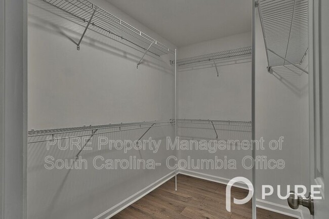 Building Photo - 134 Vermillion Dr