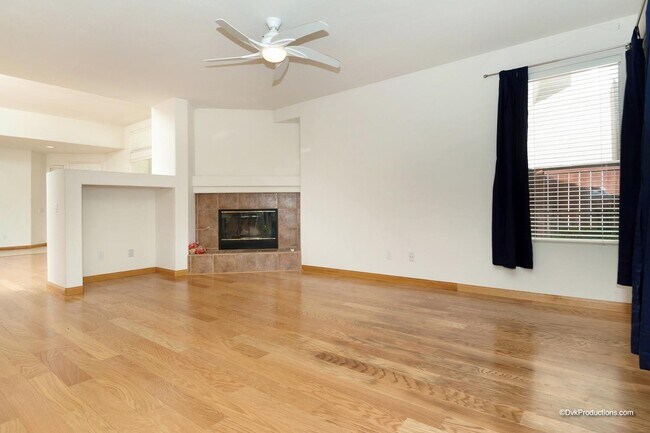 Building Photo - 575 Chesterfield Cir