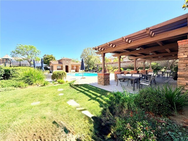 Building Photo - 17085 Camino Galvez