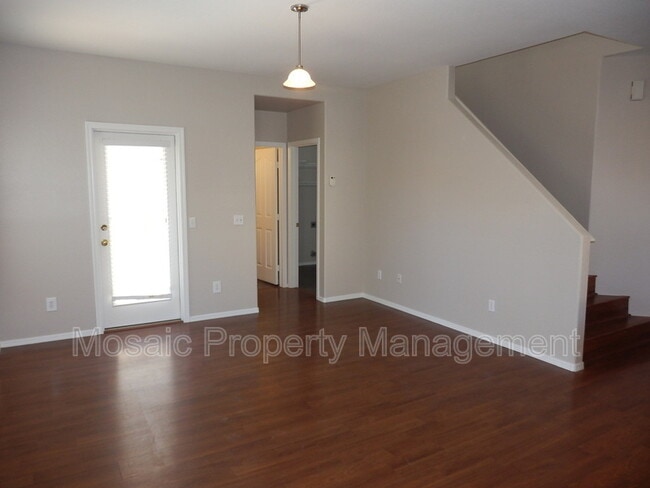 Building Photo - 1167 S Fargo Ct