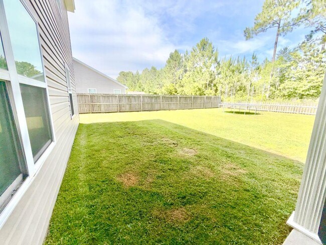 Building Photo - 44 Whisperwood Ln