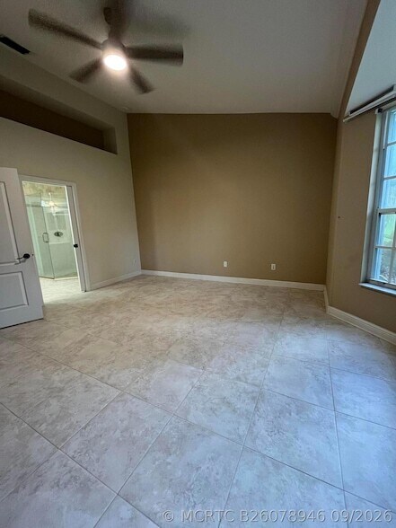 Building Photo - 1641 SW Harbour Isles Cir