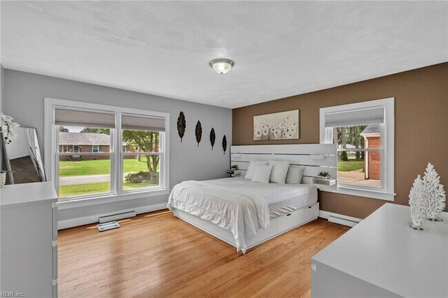 Building Photo - 5800 Barberry Ln