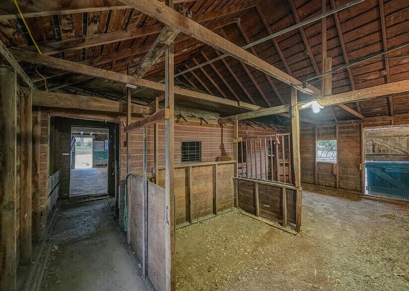 Building Photo - 21101 S 96th St