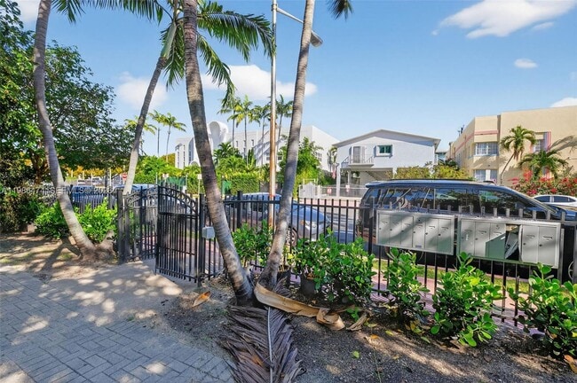 Building Photo - 1410 Euclid Ave