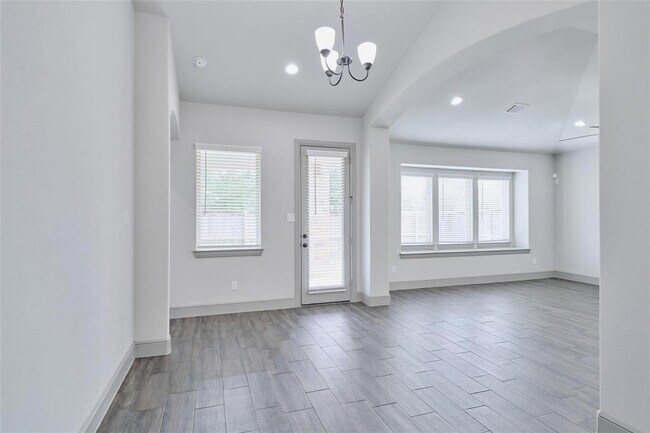 Building Photo - 22348 Misty Woods Ln