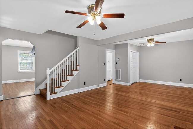 Building Photo - 4-bedroom, 2.5-bath home located in Upper Marlboro