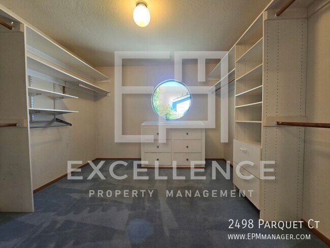 Building Photo - 2498 Parquet Ct