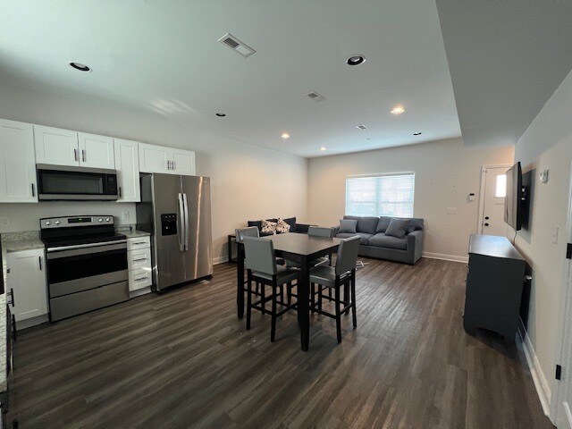 Building Photo - 311 McMinnville Hwy