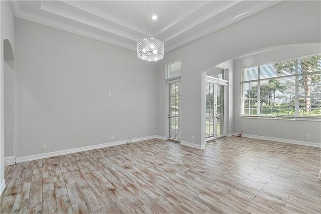 Building Photo - 10980 NW 78th Pl