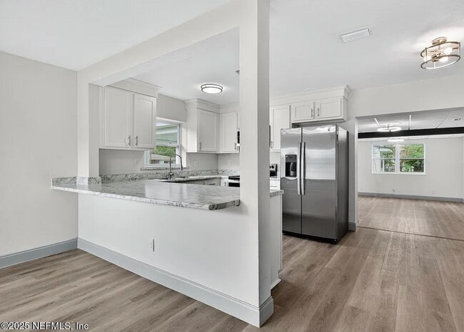 Building Photo - 1850 Harvester St