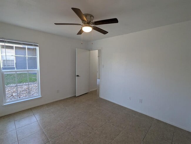 Building Photo - 12307 Patron Dr