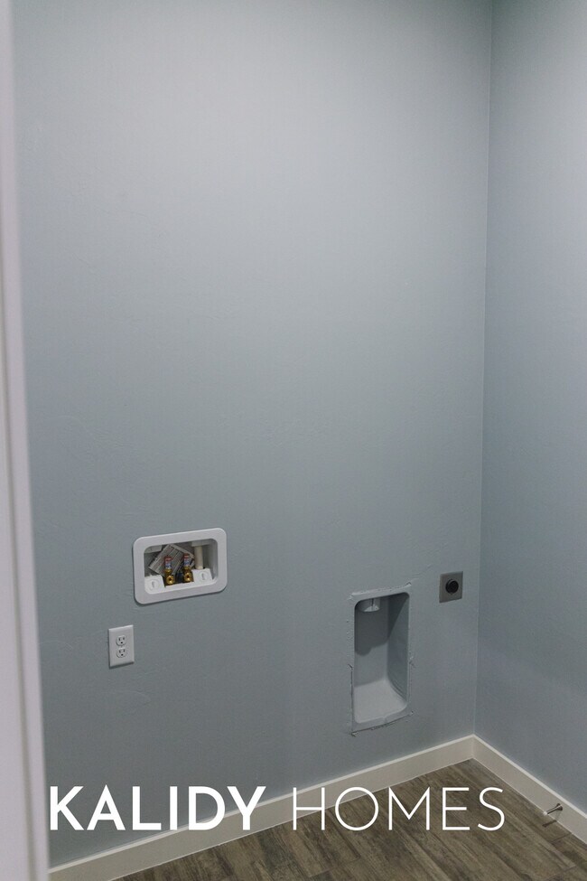 Building Photo - 629 Remington Ave