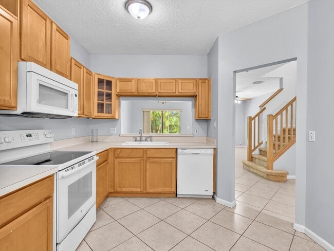 Building Photo - 21018 Vía Eden