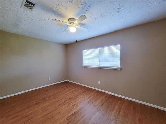 Building Photo - 20431 Jasperwood Ln