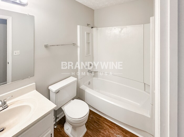 Building Photo - 5565 La Fleur Trail