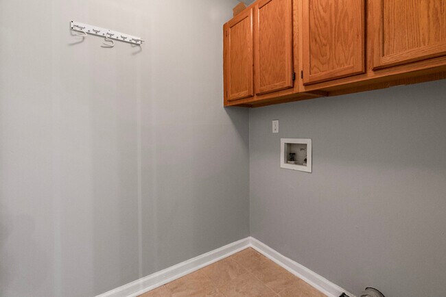 Building Photo - 6858 St Julian Way