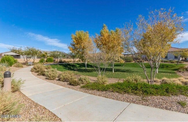 Building Photo - 5653 S Winchester