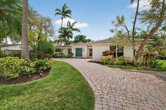 Building Photo - 2808 NE 22nd St