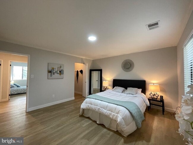 Building Photo - 11307 Gatesborough Ln