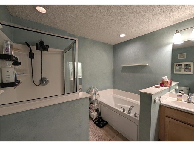 Building Photo - 8391 Townsend Dr