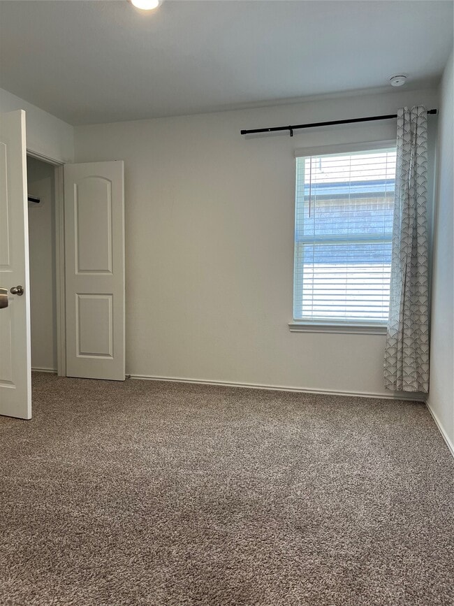 Building Photo - 24203 Saddlestone Green Dr
